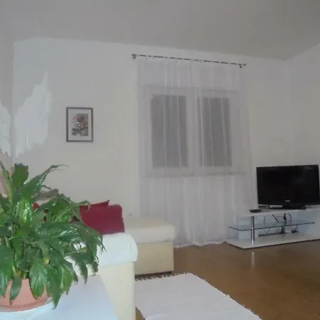 88 Apartment Pula